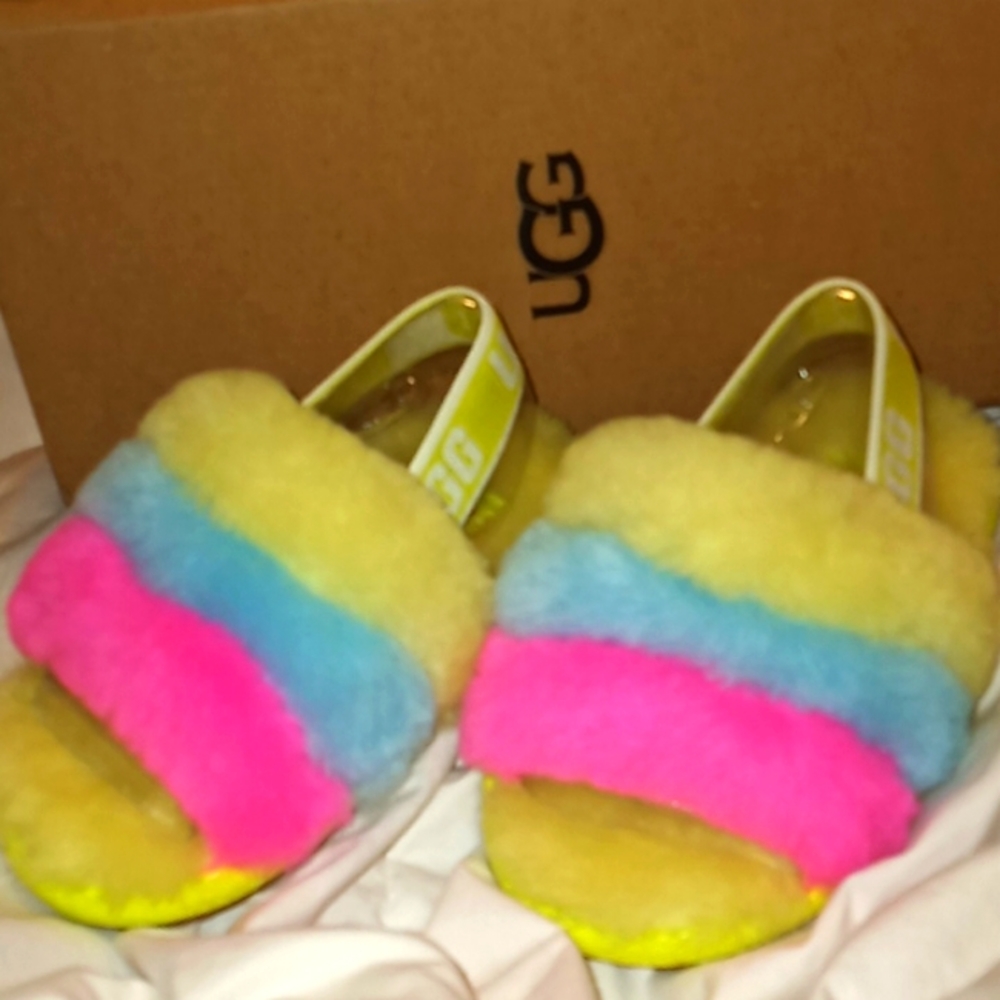 Ugg Slides